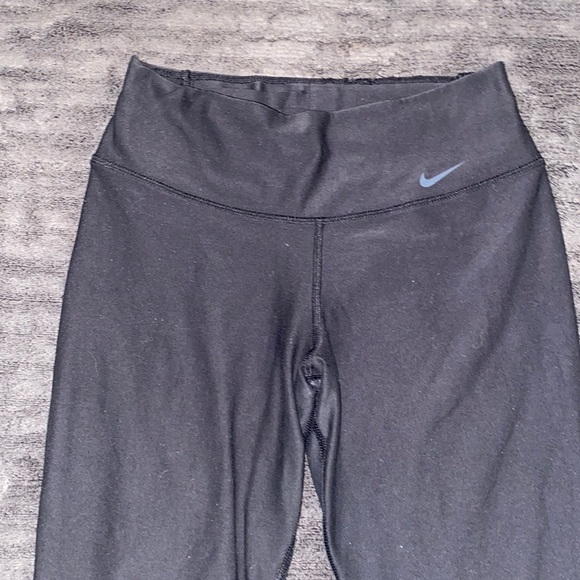 Nike Dri-fit black leggings - Picture 2 of 4